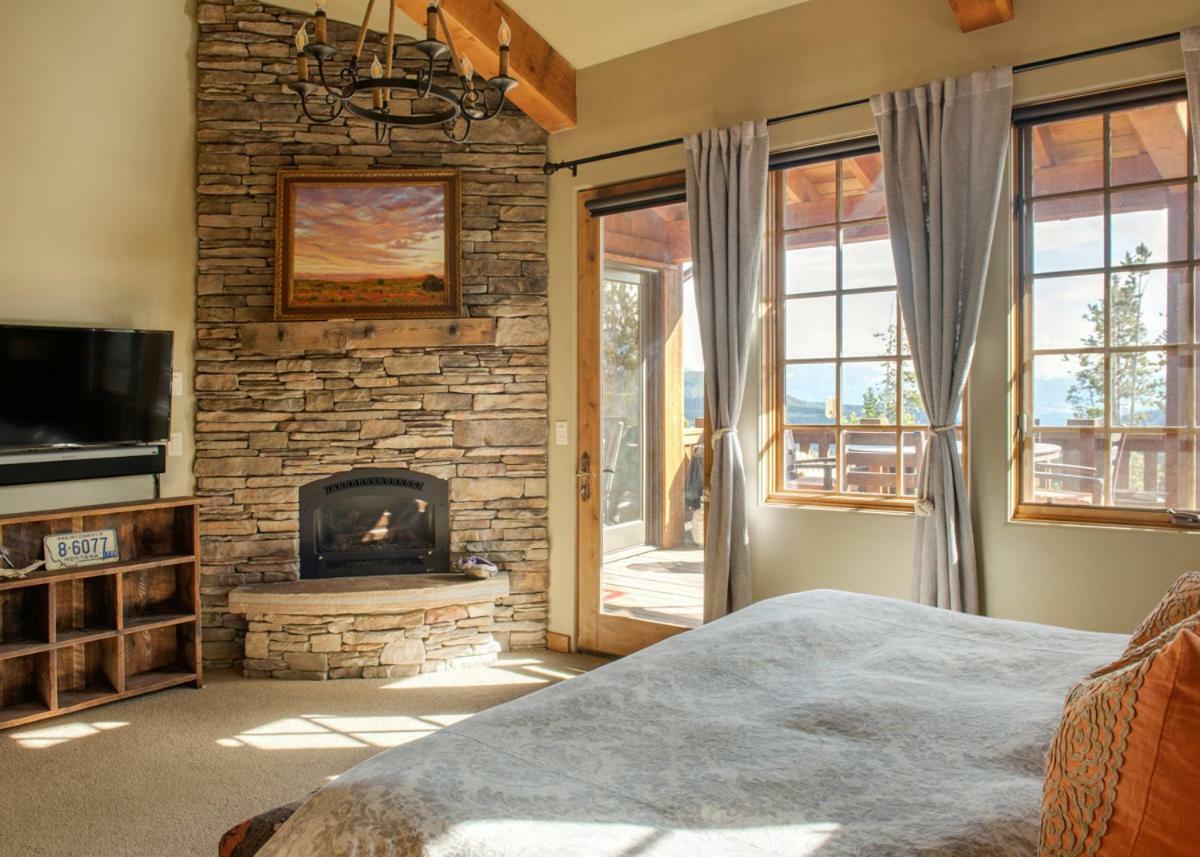 Doc'S Holiday Suite Big Sky Exterior photo